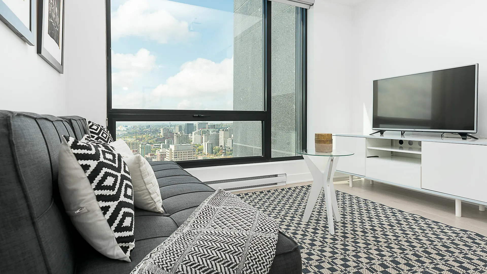 Lively 1Br In Downtown Mtl By Sonder Apartment Montreal Canada